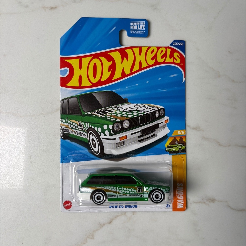 Hot Wheels BMW M3 Wagon Green Castrol Livery 2025 Wagons 5/5 JBB48 1:64 Scale